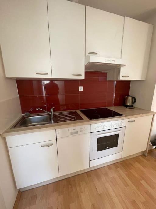 Appartement Moderne Dachgeschosswohnung In Bester Lage - Self Check In